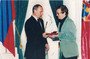 Президент РФ Владимир ПУТИН вручает Анатолию БАЛУЕВУ Государственную премию.